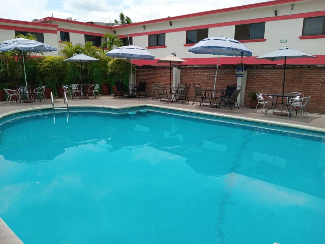 Hotel Parador Del Rey Temixco Exterior photo